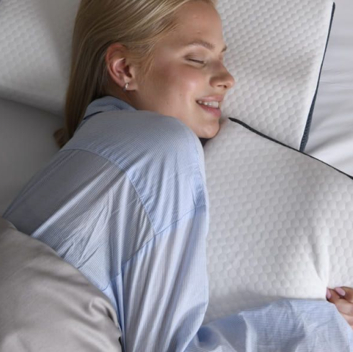 Side Sleeper Pillow - Neck & Shoulder Support. Derila